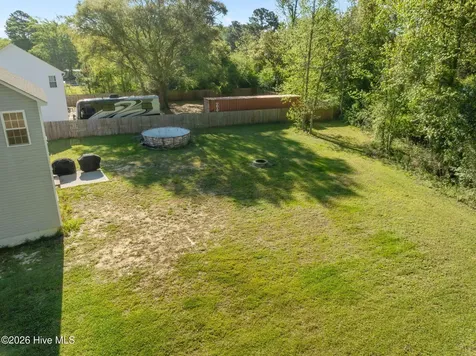 113 Harris Creek Loop Road Jacksonville NC 28540