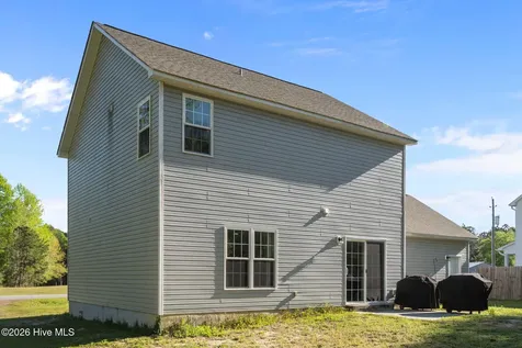 113 Harris Creek Loop Road Jacksonville NC 28540
