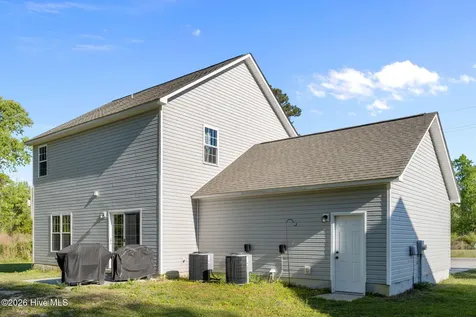 113 Harris Creek Loop Road Jacksonville NC 28540