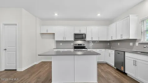 152 Charlies Bend Way Spring Lake NC 28390