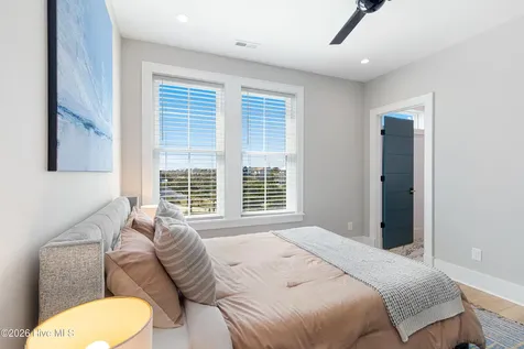 3503 Ocean Drive Emerald Isle NC 28594