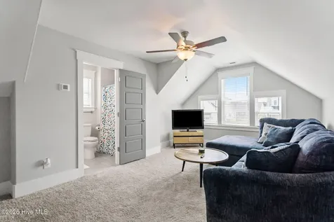 105 E Keel Drive Hampstead NC 28443