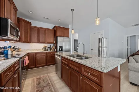 505 Diamond Ridge Court Hubert NC 28539