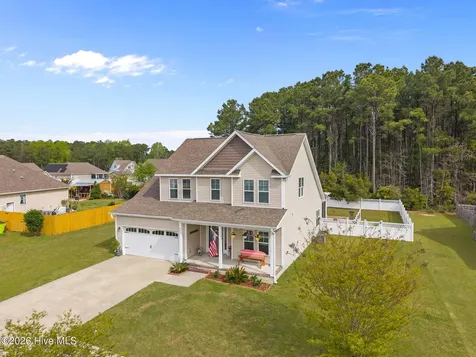 505 Diamond Ridge Court Hubert NC 28539