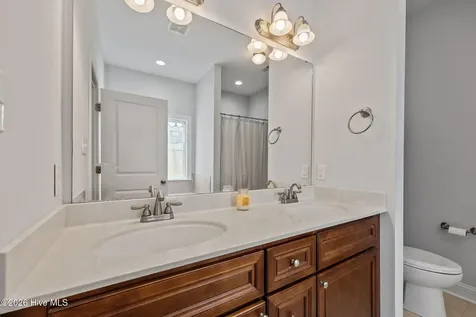 505 Diamond Ridge Court Hubert NC 28539