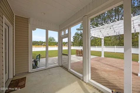 505 Diamond Ridge Court Hubert NC 28539