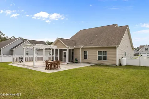 505 Diamond Ridge Court Hubert NC 28539