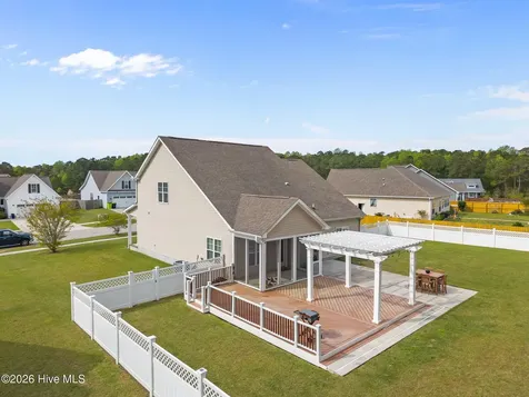 505 Diamond Ridge Court Hubert NC 28539