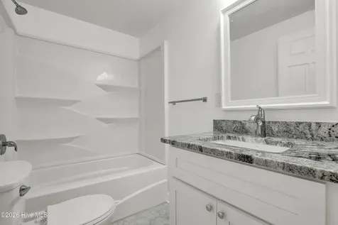 866 Harrison Creek Road Rocky Point NC 28457
