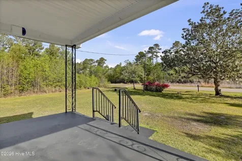 866 Harrison Creek Road Rocky Point NC 28457