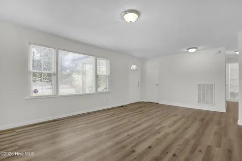 866 Harrison Creek Road Rocky Point NC 28457