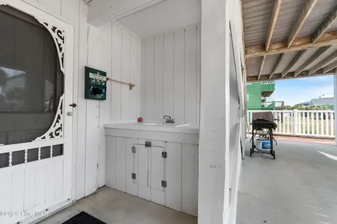 197 Brunswick Avenue W Holden Beach NC 28462
