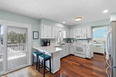 197 Brunswick Avenue W Holden Beach NC 28462