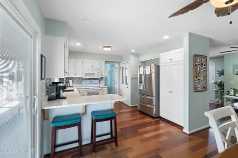 197 Brunswick Avenue W Holden Beach NC 28462
