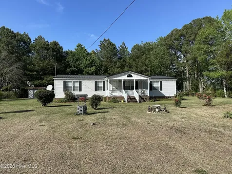 80 Lancaster Farm Road Whitakers NC 27891