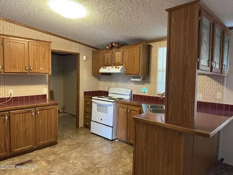 80 Lancaster Farm Road Whitakers NC 27891