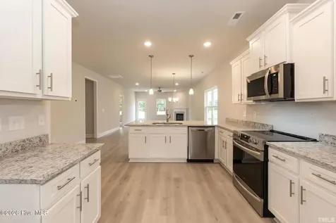 3138 Firefly Trail Grimesland NC 27837