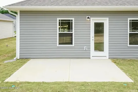 3138 Firefly Trail Grimesland NC 27837