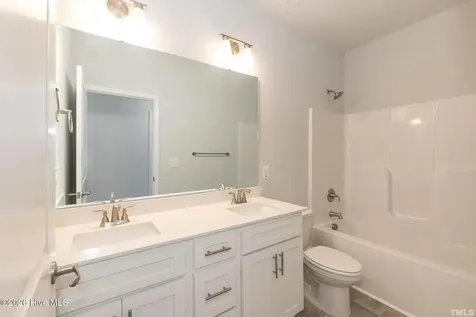 3138 Firefly Trail Grimesland NC 27837