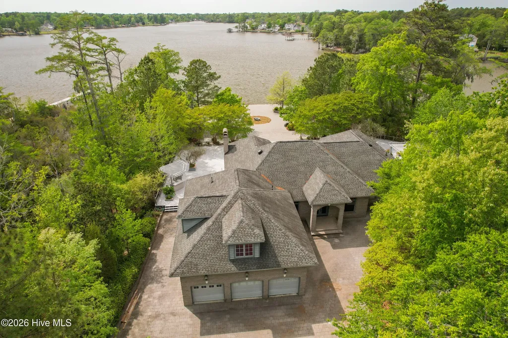 211 Beech Point Boulevard Hertford NC 27944