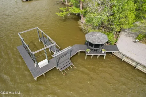 211 Beech Point Boulevard Hertford NC 27944