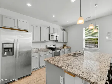206 J Belton Court Sneads Ferry NC 28460