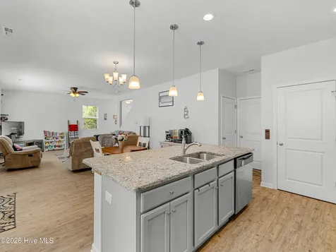 206 J Belton Court Sneads Ferry NC 28460