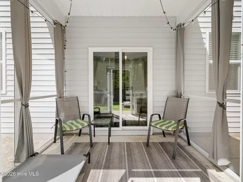 206 J Belton Court Sneads Ferry NC 28460