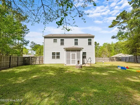 206 J Belton Court Sneads Ferry NC 28460