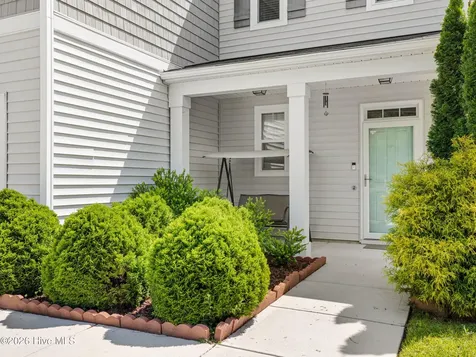 206 J Belton Court Sneads Ferry NC 28460