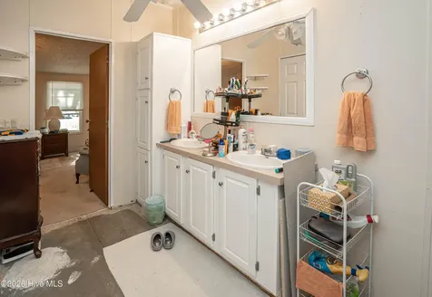 5092 Lakewood Drive SW Shallotte NC 28470