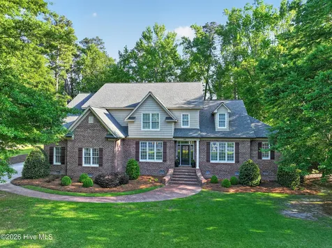 705 Kensington Drive Greenville NC 27858