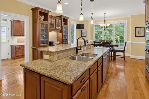 705 Kensington Drive Greenville NC 27858