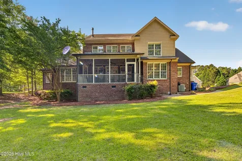 705 Kensington Drive Greenville NC 27858