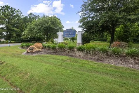 232 Belvedere Drive Holly Ridge NC 28445