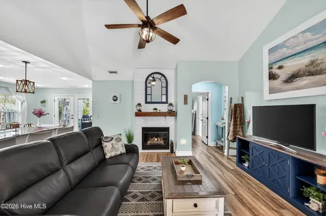 232 Belvedere Drive Holly Ridge NC 28445