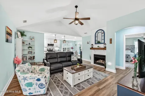 232 Belvedere Drive Holly Ridge NC 28445