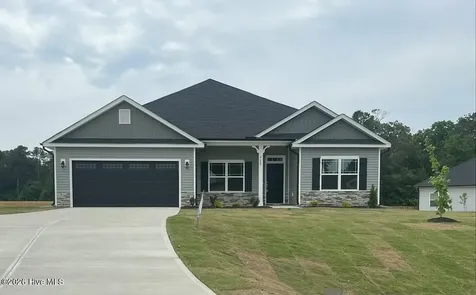409 S Carey Street La Grange NC 28551