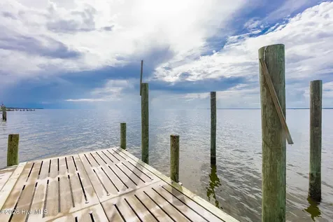 6024 Dolphin Road Oriental NC 28571