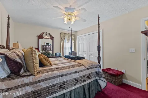 129 Hidden Pond Drive New Bern NC 28562