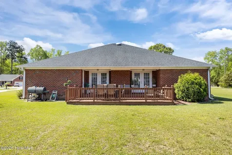 129 Hidden Pond Drive New Bern NC 28562