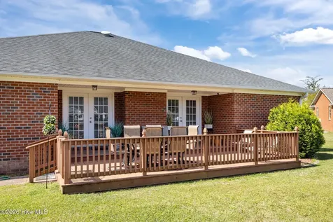129 Hidden Pond Drive New Bern NC 28562