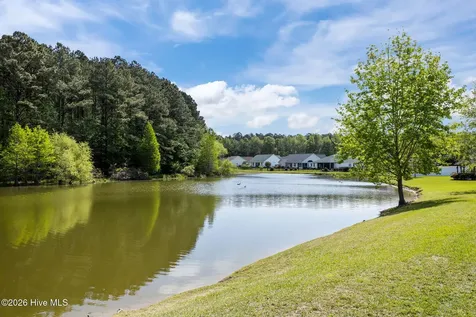 129 Hidden Pond Drive New Bern NC 28562