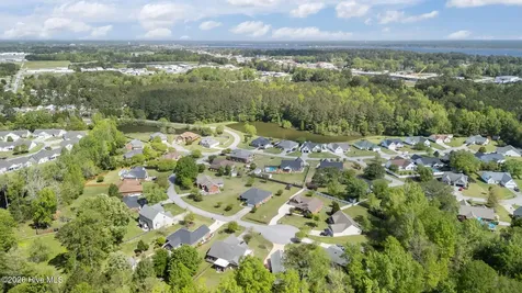 129 Hidden Pond Drive New Bern NC 28562