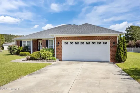 129 Hidden Pond Drive New Bern NC 28562