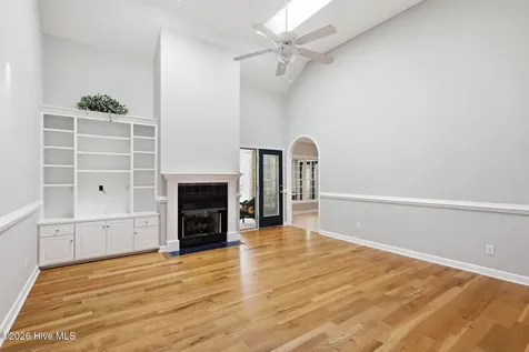 411 Oakmont Drive Morehead City NC 28557