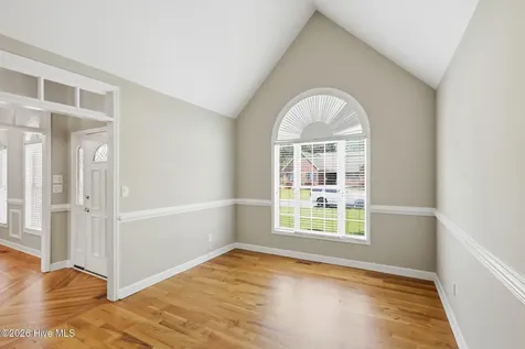 411 Oakmont Drive Morehead City NC 28557