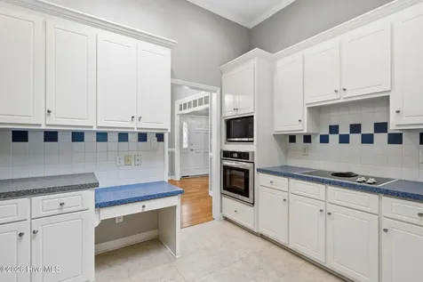 411 Oakmont Drive Morehead City NC 28557
