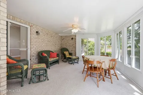 411 Oakmont Drive Morehead City NC 28557