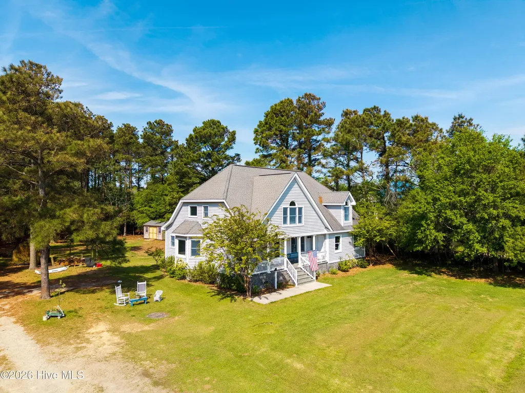 126 Narrow Shore Road Aydlett NC 27916
